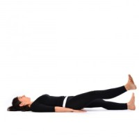 Pad Chakrasana - leg rotations